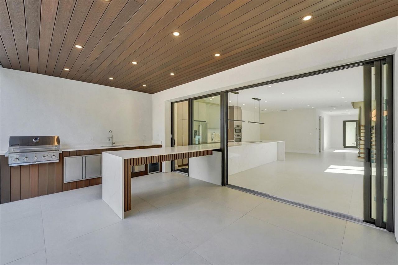 1525 NE 15th Avenue , Fort Lauderdale, FL 33304 Photo