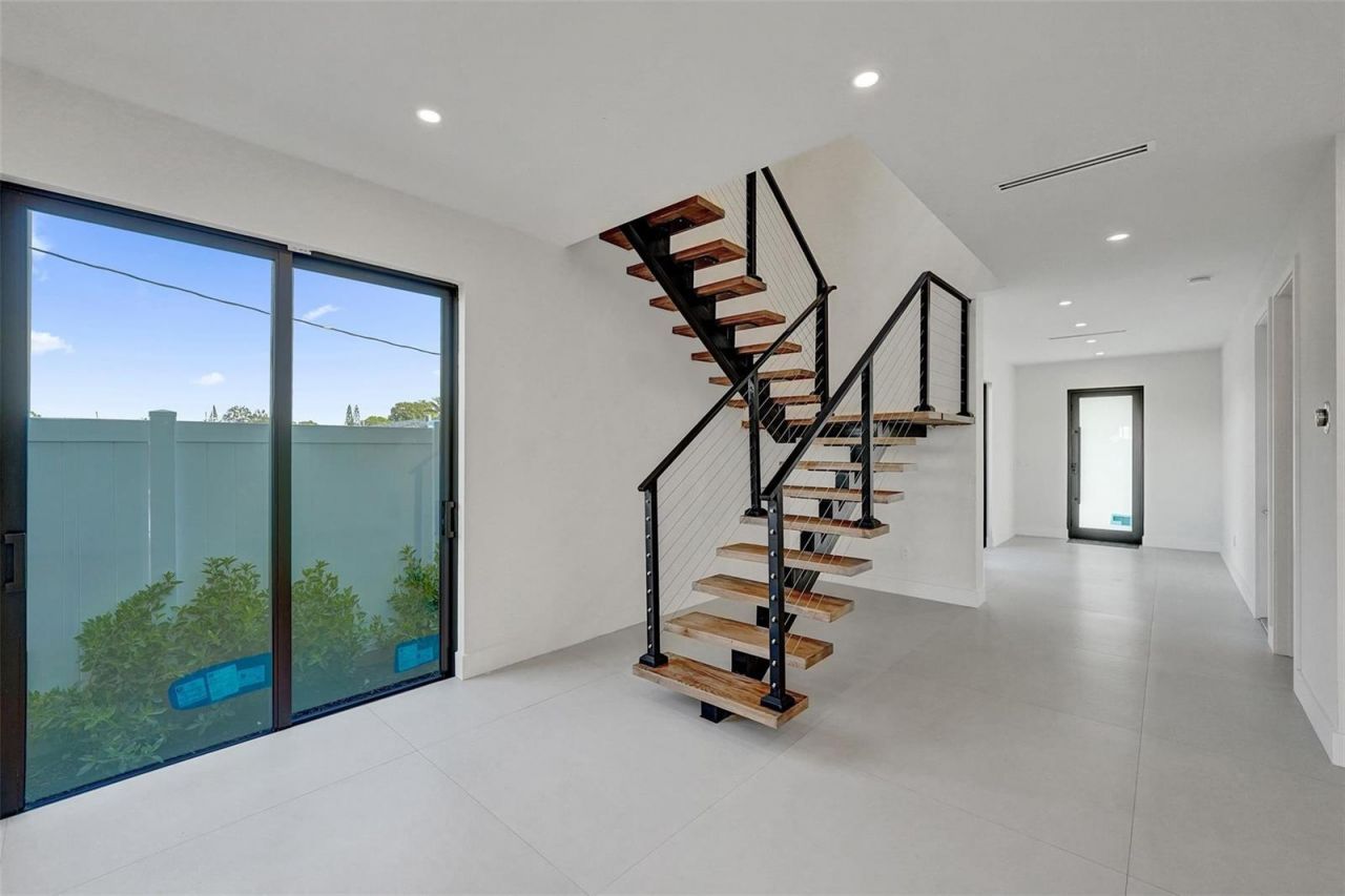 1527 NE 15th Avenue , Fort Lauderdale, FL 33304 Photo