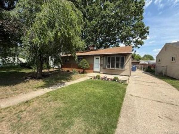 34856 Fairchild Street , Westland, MI 48186