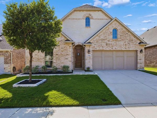228 Glenwood Drive, Little Elm, TX 75068