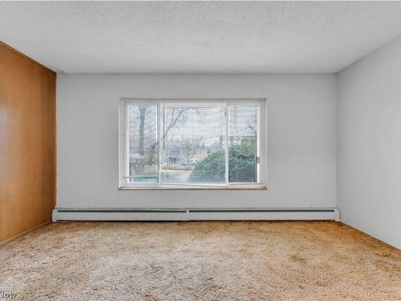 17740 Lake Shore Boulevard , Cleveland, OH 44119 Photo 21