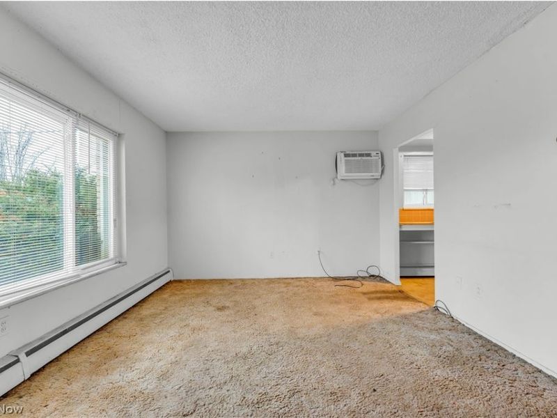 17740 Lake Shore Boulevard , Cleveland, OH 44119 Photo 22