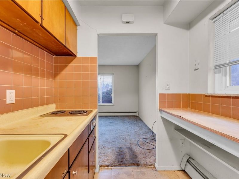 17740 Lake Shore Boulevard , Cleveland, OH 44119 Photo 25