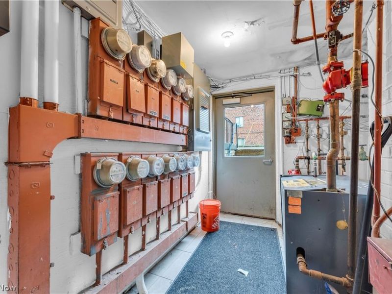 17740 Lake Shore Boulevard , Cleveland, OH 44119 Photo 36