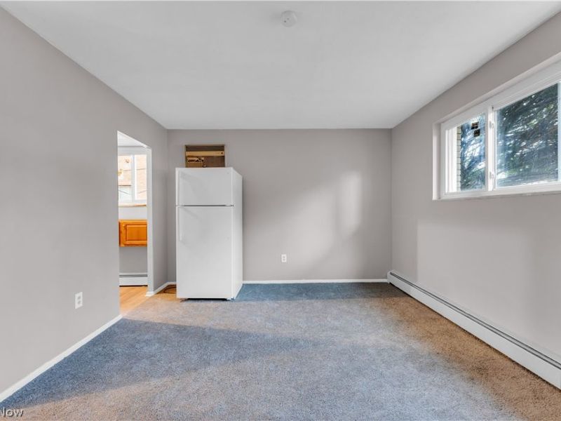 17740 Lake Shore Boulevard , Cleveland, OH 44119 Photo 9