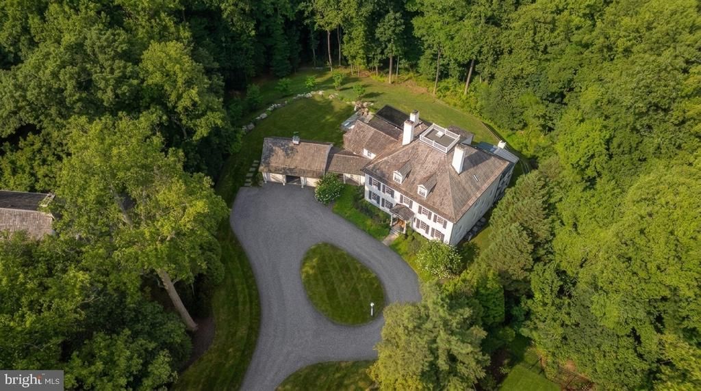 8611 COUNTRY CLUB DRIVE, BETHESDA, MD 20817