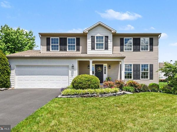 185 REGAL VIEW , CARLISLE, PA 17013