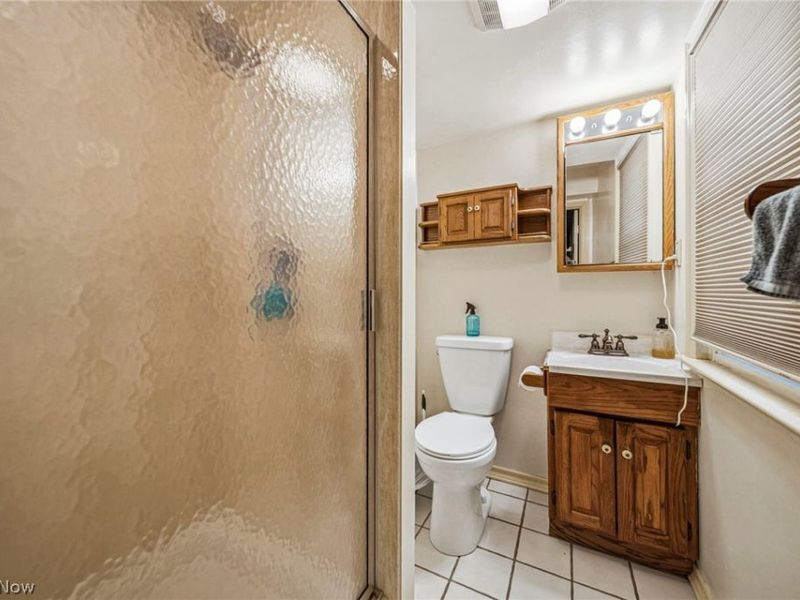 852 Englewood Road , Cleveland Heights, OH 44121 Photo 10