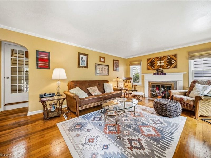 852 Englewood Road , Cleveland Heights, OH 44121 Photo 5