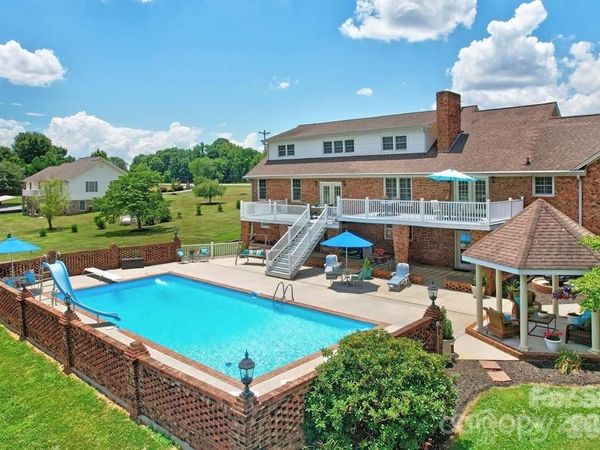 4723 Old Mountain Road, Stony Point, NC 28678