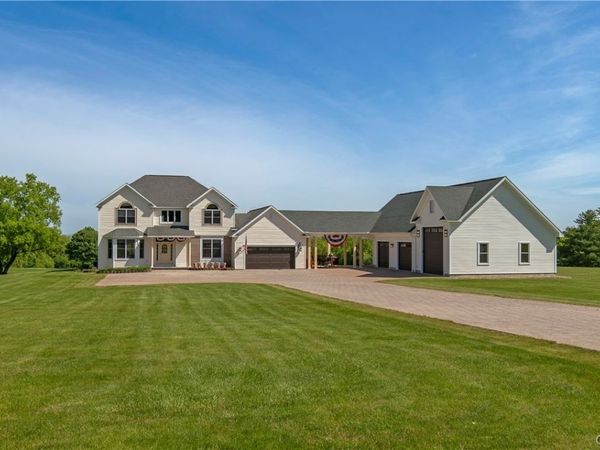 8925 Tibbitts Road , New Hartford, NY 13413