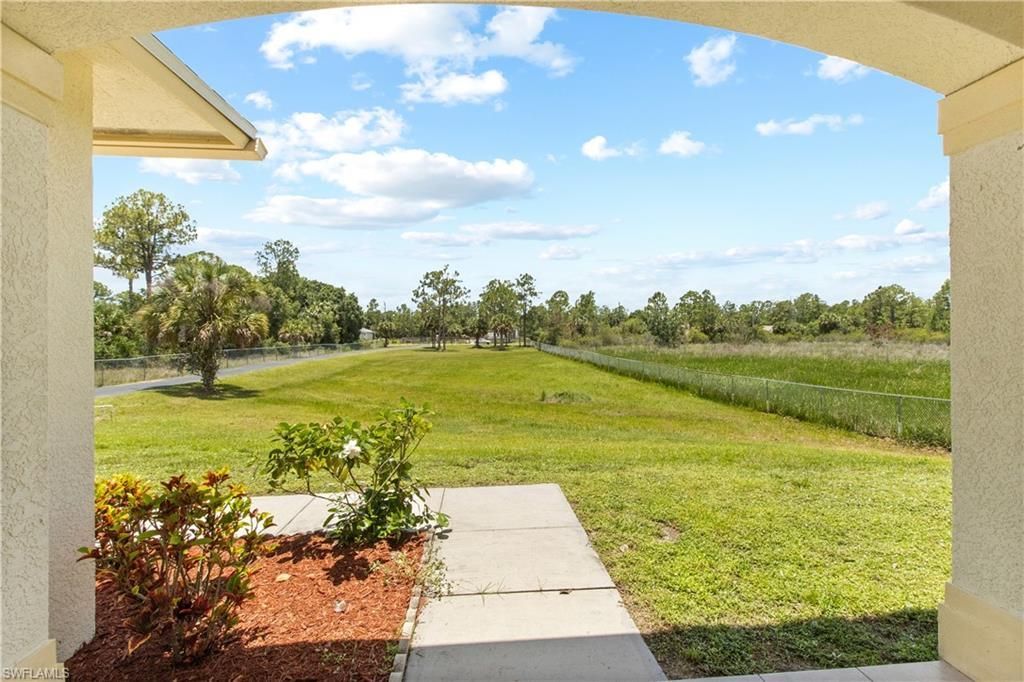 2495 62nd Ave Ne, Naples, FL 34120 Photo