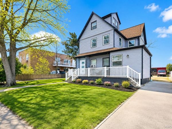 120 Maple Avenue, Unit Duplex, Cedarhurst, NY 11516