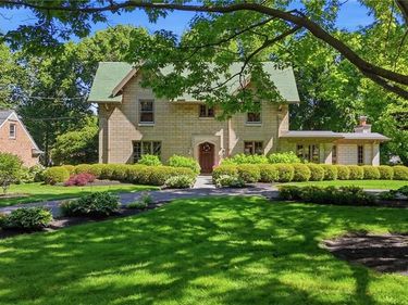 55 Park Road, Oakwood, OH 45419