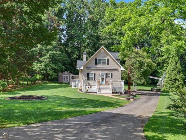 2255 Thunder Oak, Young Harris, GA 30582