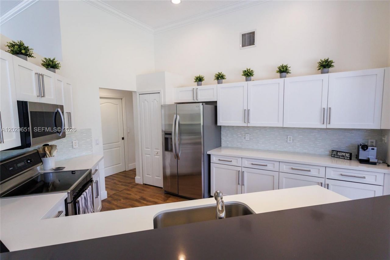 280 Landings Blvd, Unit 280, Weston, FL 33327 Photo