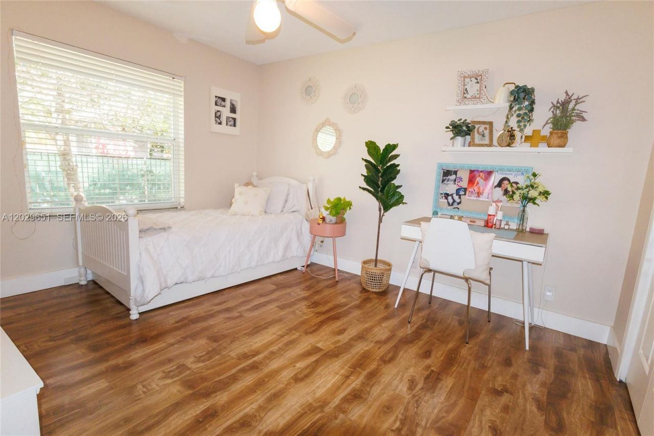 280 Landings Blvd, Unit 280, Weston, FL 33327 Photo