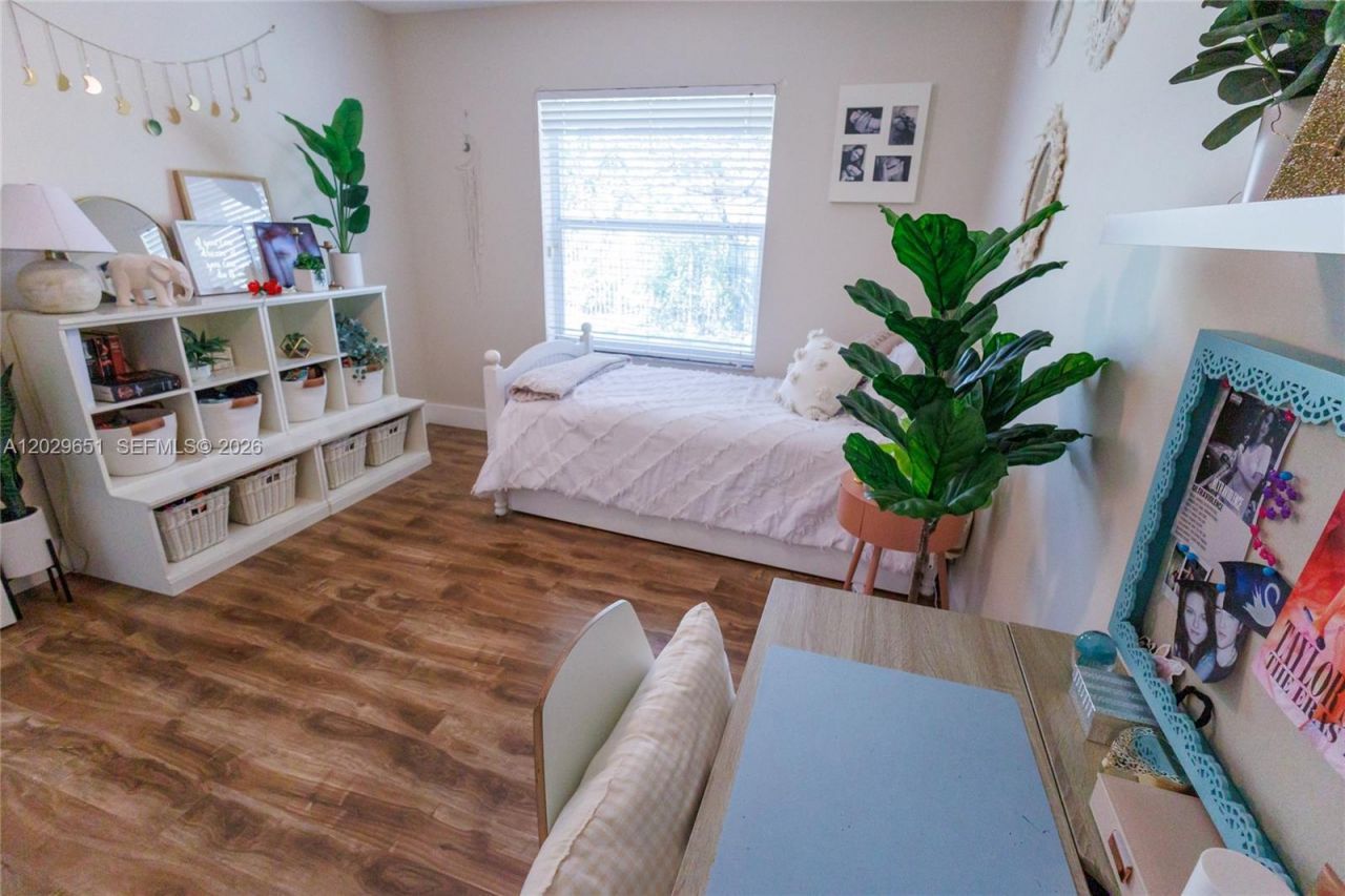 280 Landings Blvd, Unit 280, Weston, FL 33327 Photo