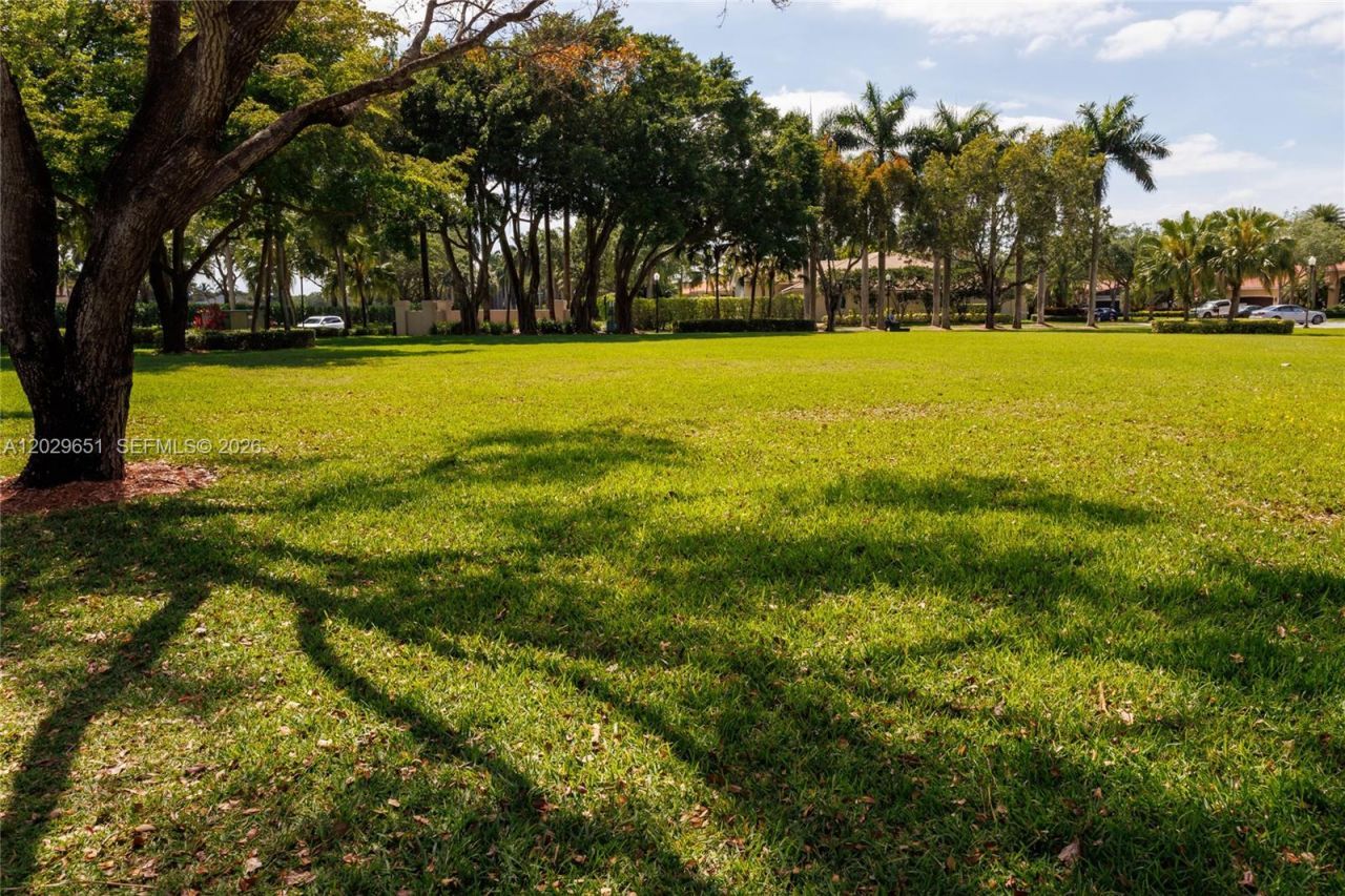 280 Landings Blvd, Unit 280, Weston, FL 33327 Photo