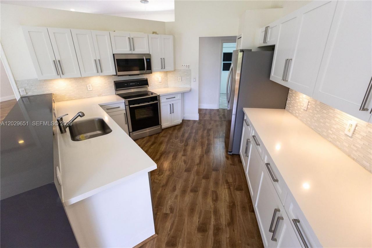 280 Landings Blvd, Unit 280, Weston, FL 33327 Photo
