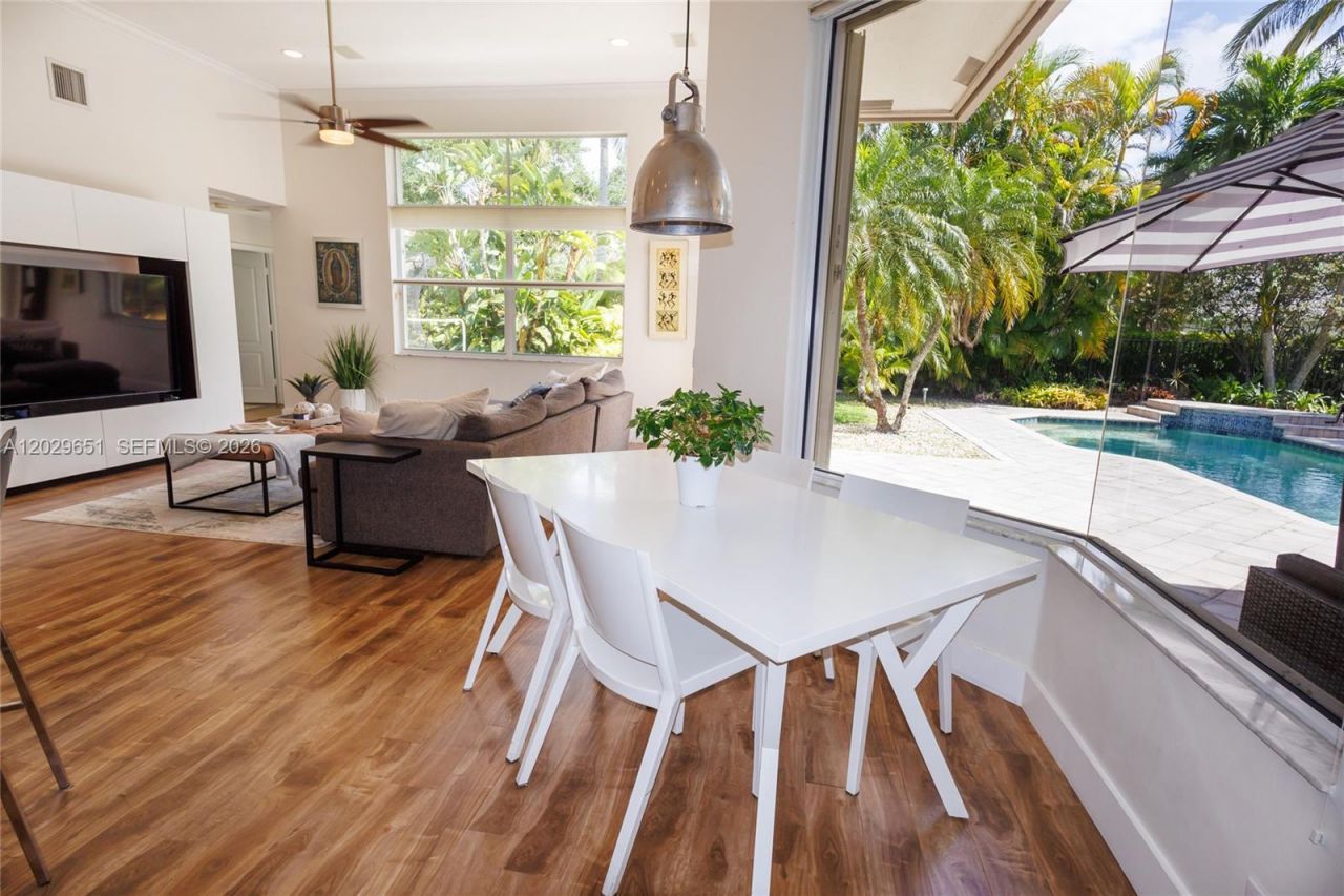 280 Landings Blvd, Unit 280, Weston, FL 33327 Photo