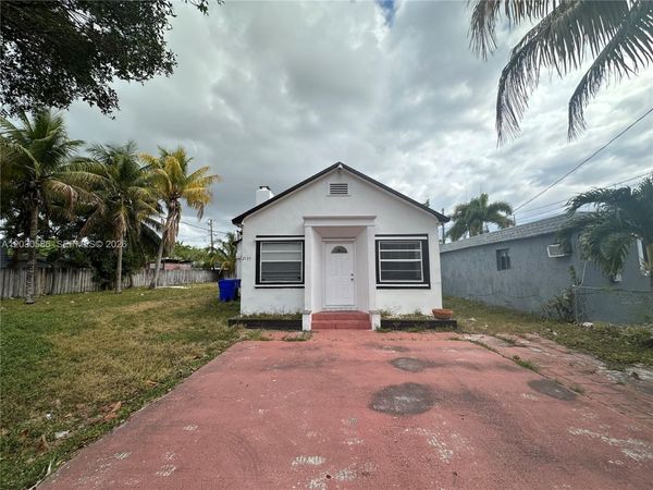 2135 Lincoln St , Hollywood, FL 33020