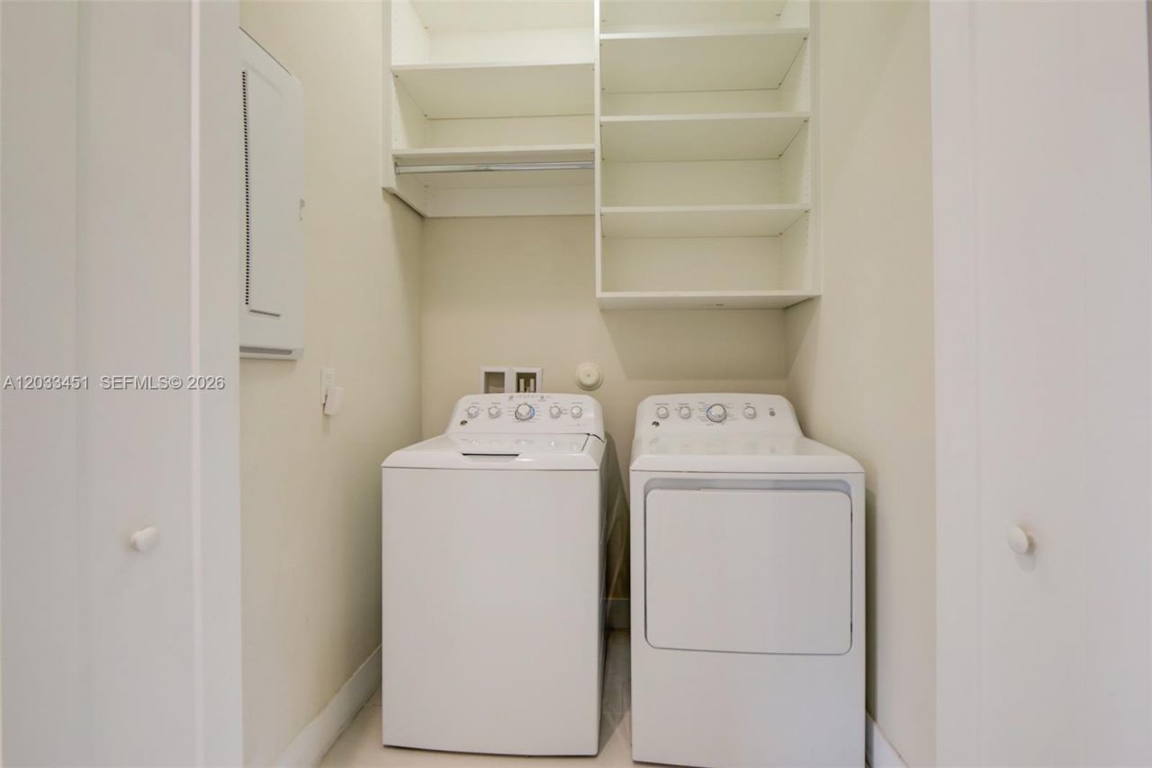 20930 NW 1st St , Pembroke Pines, FL 33029 Photo