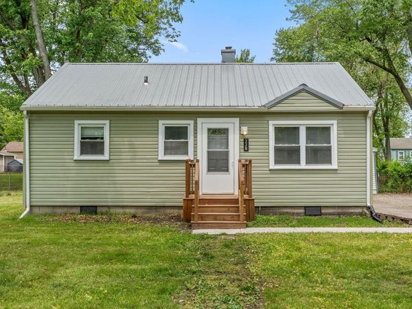 228 Oak Street, Crown Point, IN 46307