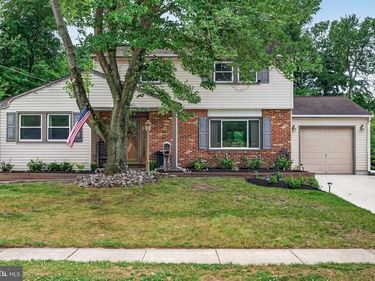 46 GREENWOOD DRIVE, BLACKWOOD, NJ 08012