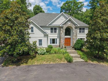5202 CHASE LANE, MIDLAND, VA 22728