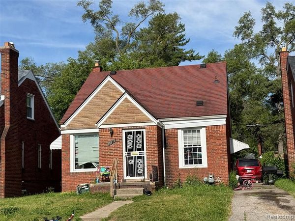 18915 Hamburg Street , Detroit, MI 48205