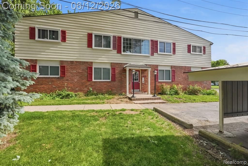 701 W Maple Road, Clawson, MI 48017 Main Photo