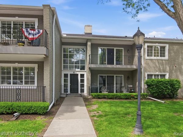 1115 N Old Woodward Avenue , Birmingham, MI 48009