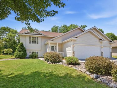 1301 Roberts Road, Buffalo, MN 55313