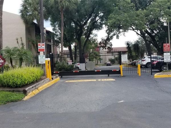 3824 N LAKE DRIVE , Unit 108, TAMPA, FL 33614