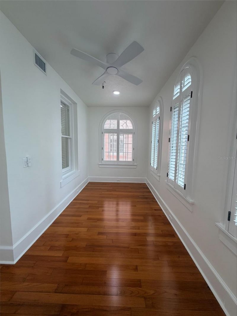 1221 N Palm Avenue , Unit 204, Sarasota, FL 34236 Photo
