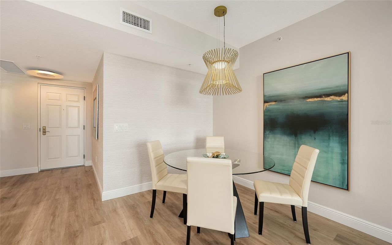 800 N Tamiami Trail , Unit 312, Sarasota, FL 34236 Photo