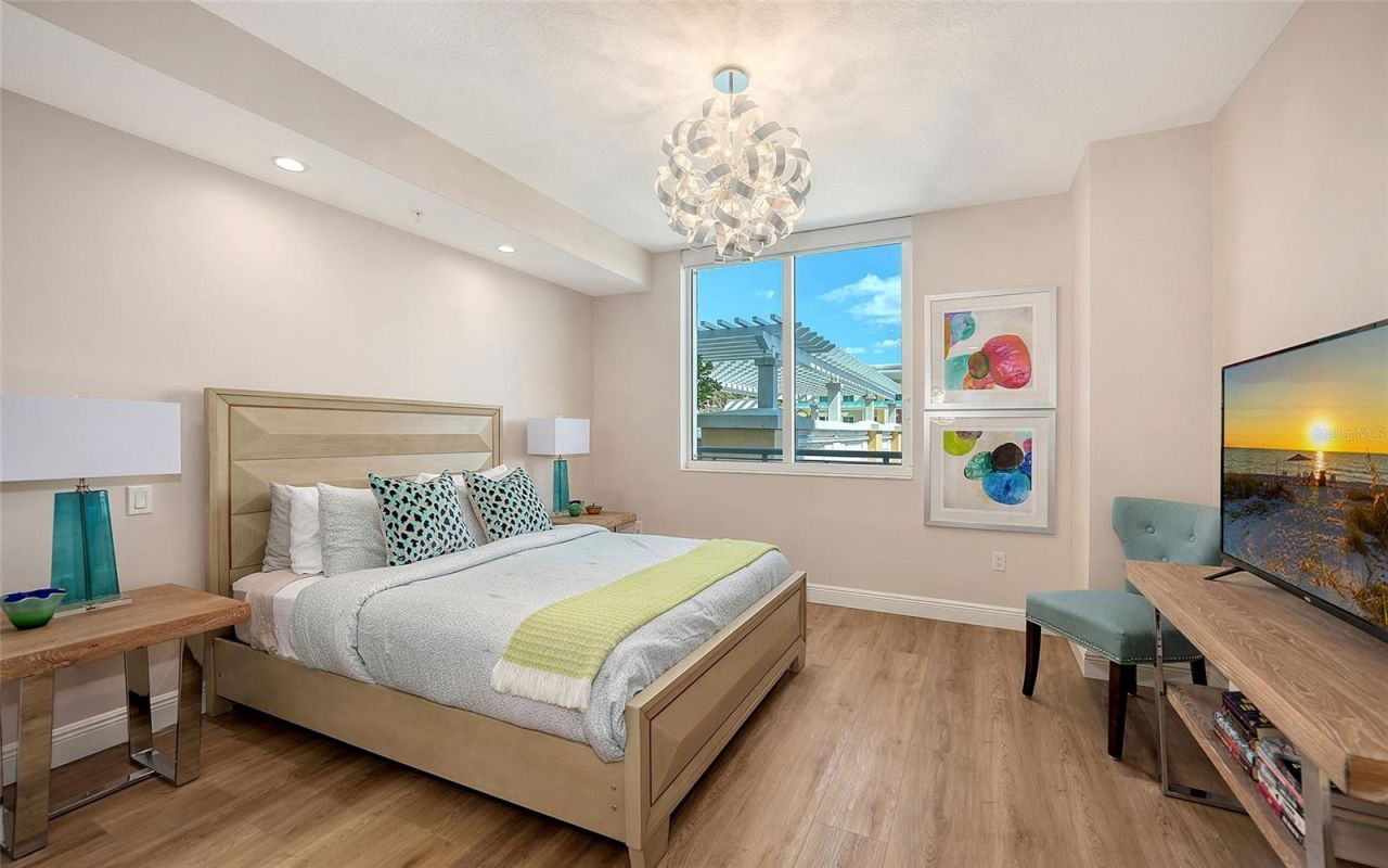 800 N Tamiami Trail , Unit 312, Sarasota, FL 34236 Photo
