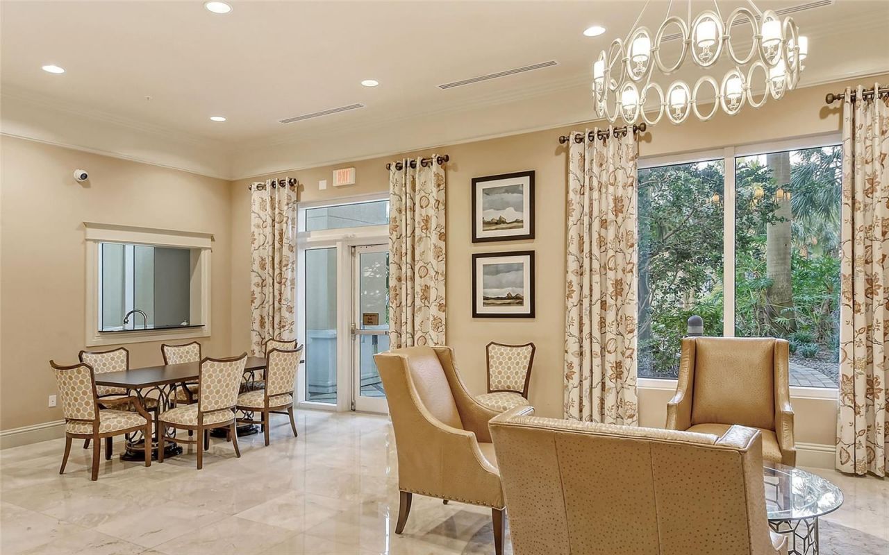 800 N Tamiami Trail , Unit 312, Sarasota, FL 34236 Photo