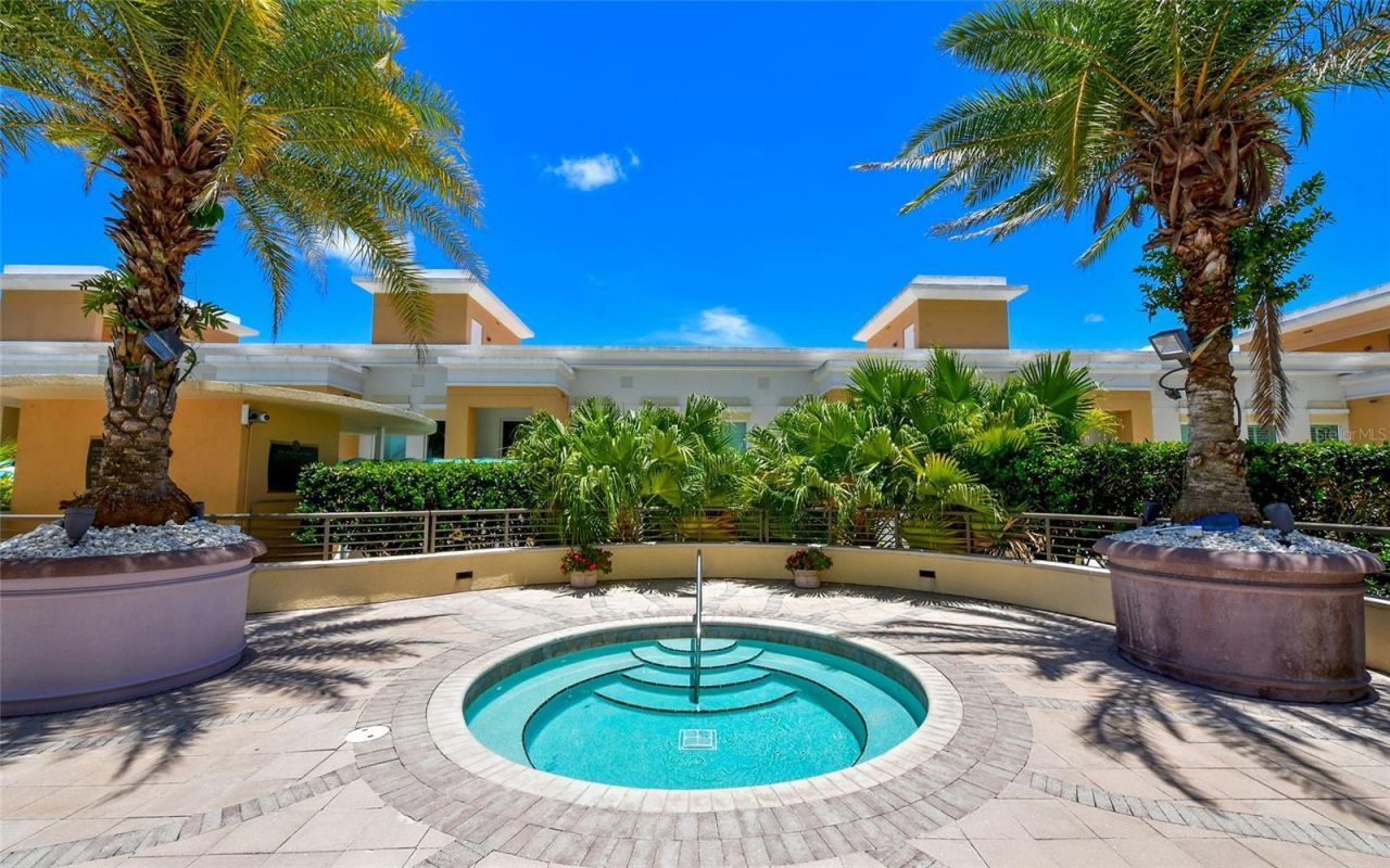 800 N Tamiami Trail , Unit 312, Sarasota, FL 34236 Photo