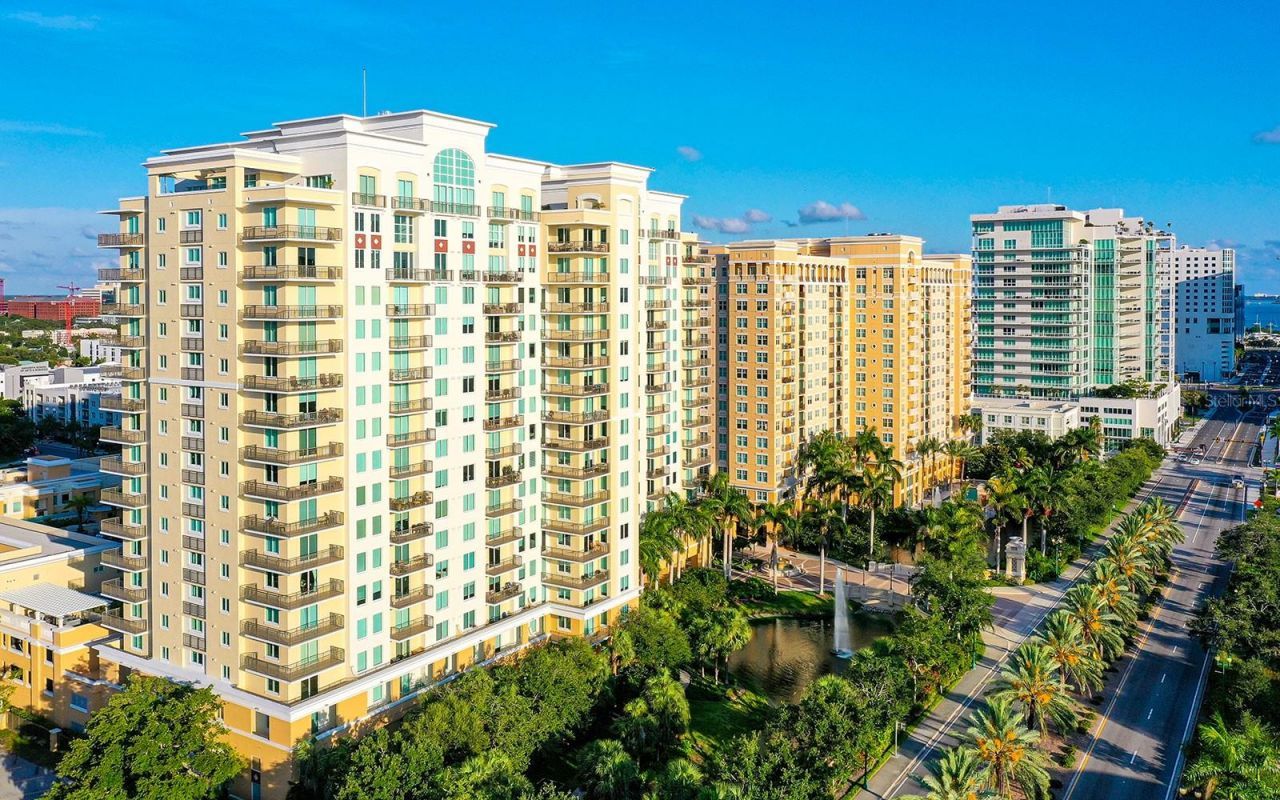 800 N Tamiami Trail , Unit 312, Sarasota, FL 34236 Photo