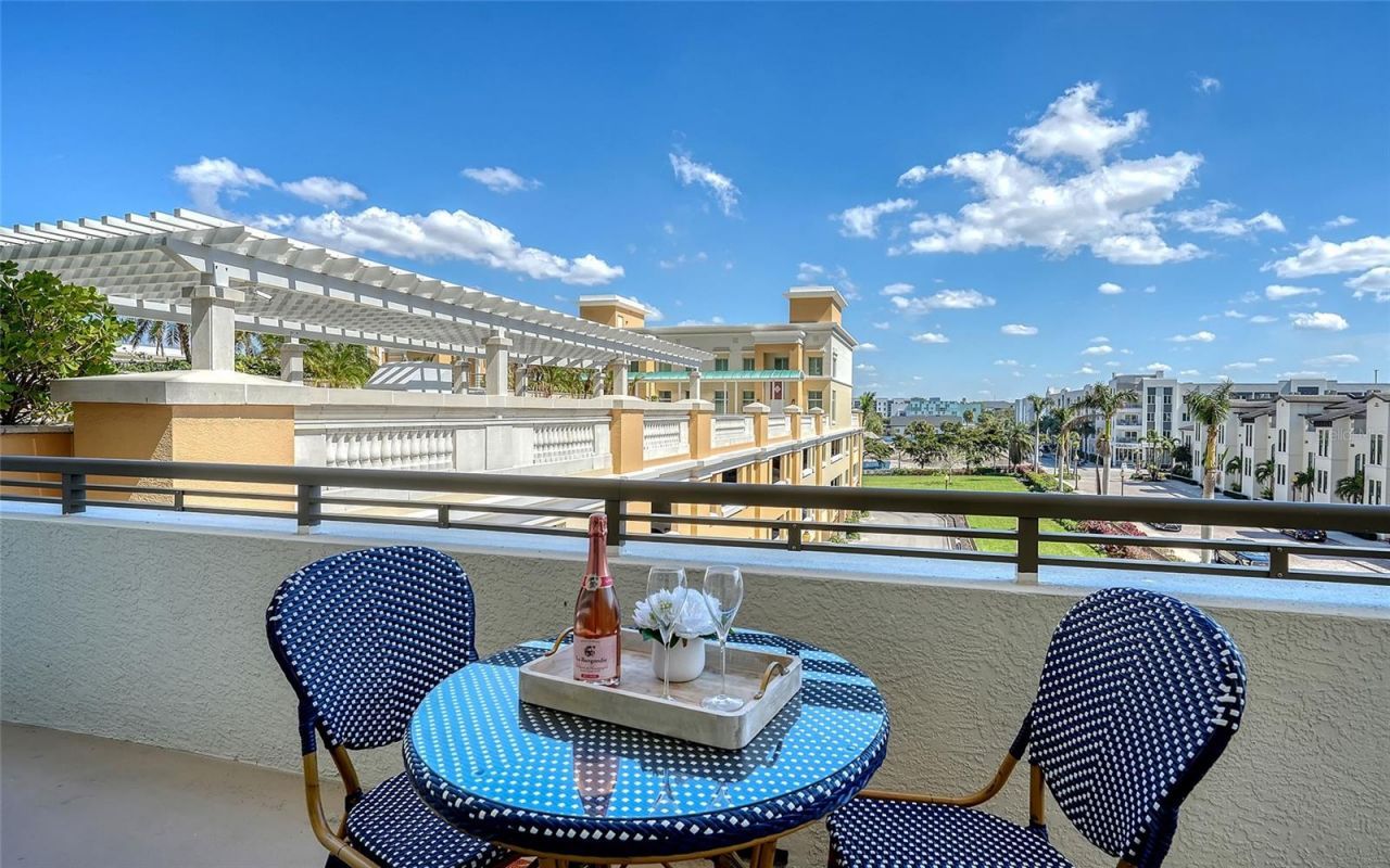 800 N Tamiami Trail , Unit 312, Sarasota, FL 34236 Photo