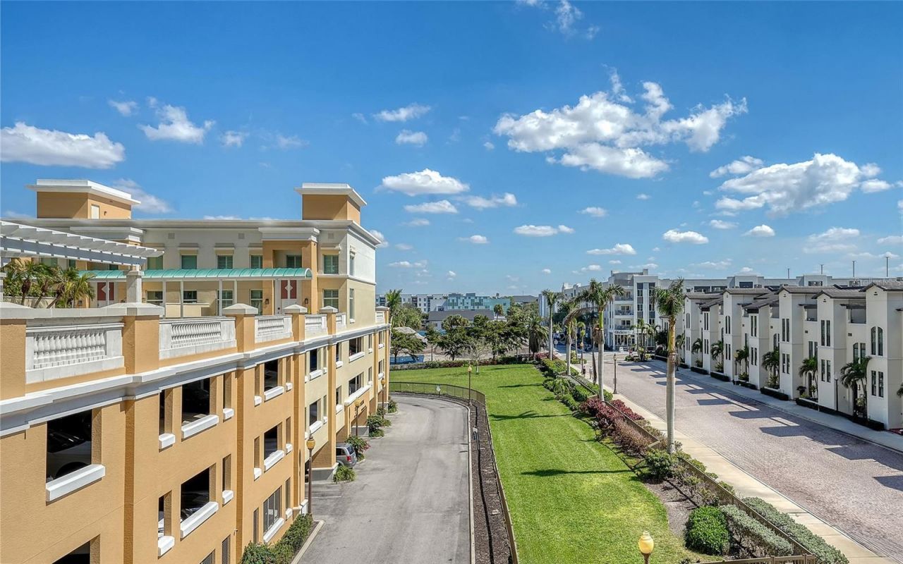 800 N Tamiami Trail , Unit 312, Sarasota, FL 34236 Photo