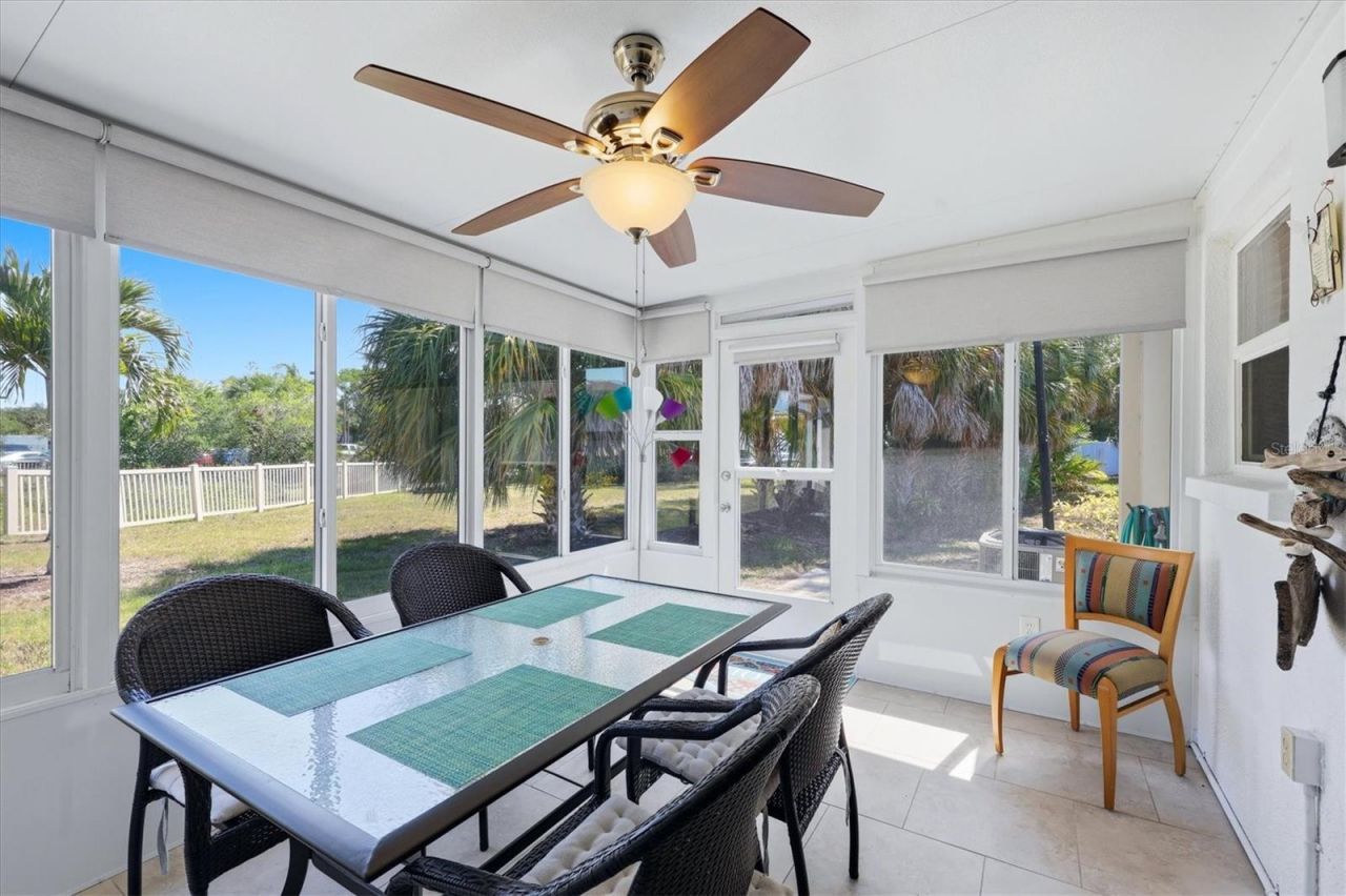 2809 Swifton Drive, Unit 4, Sarasota, FL 34231 Photo