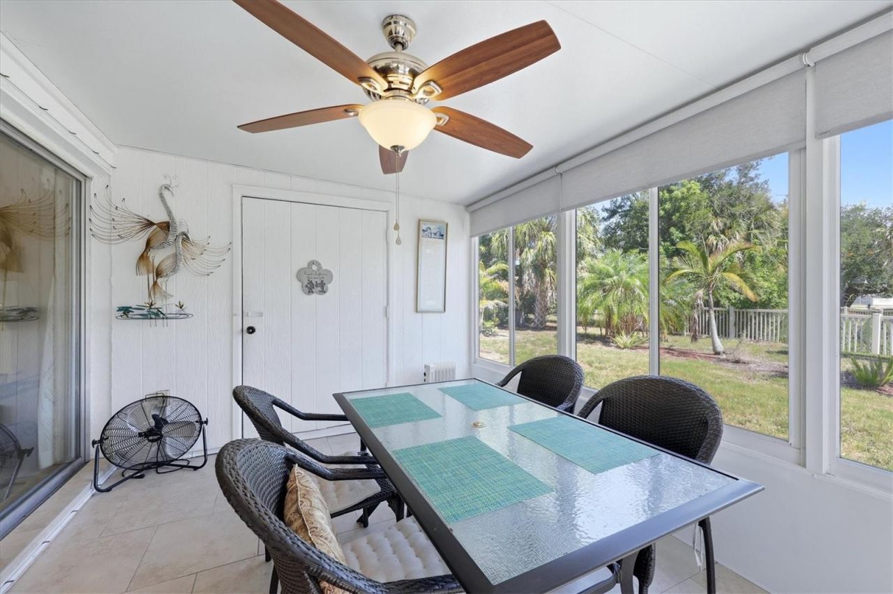 2809 Swifton Drive, Unit 4, Sarasota, FL 34231 Photo