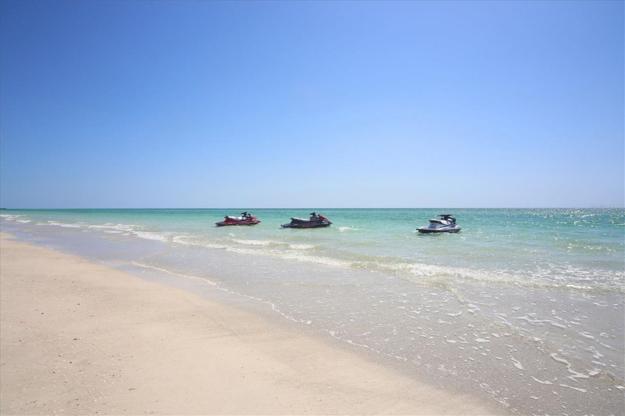 2809 Swifton Drive, Unit 4, Sarasota, FL 34231 Photo