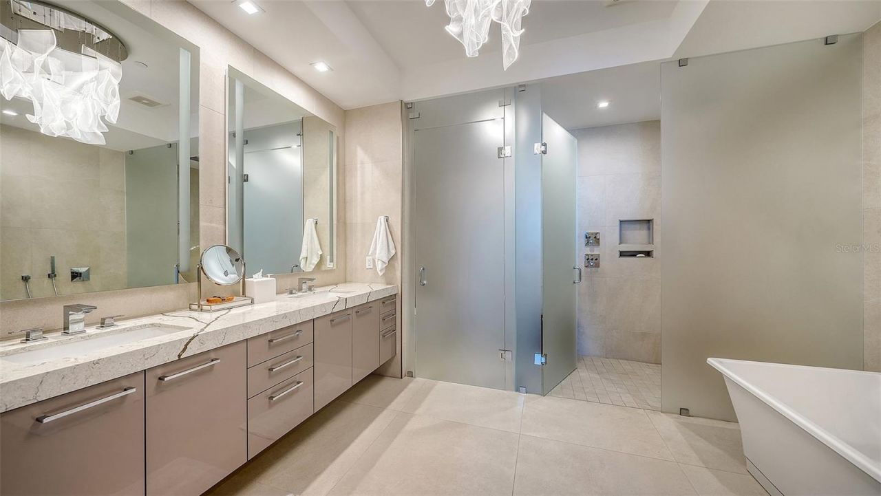 401 Quay, Unit 1004, Sarasota, FL 34236 Photo