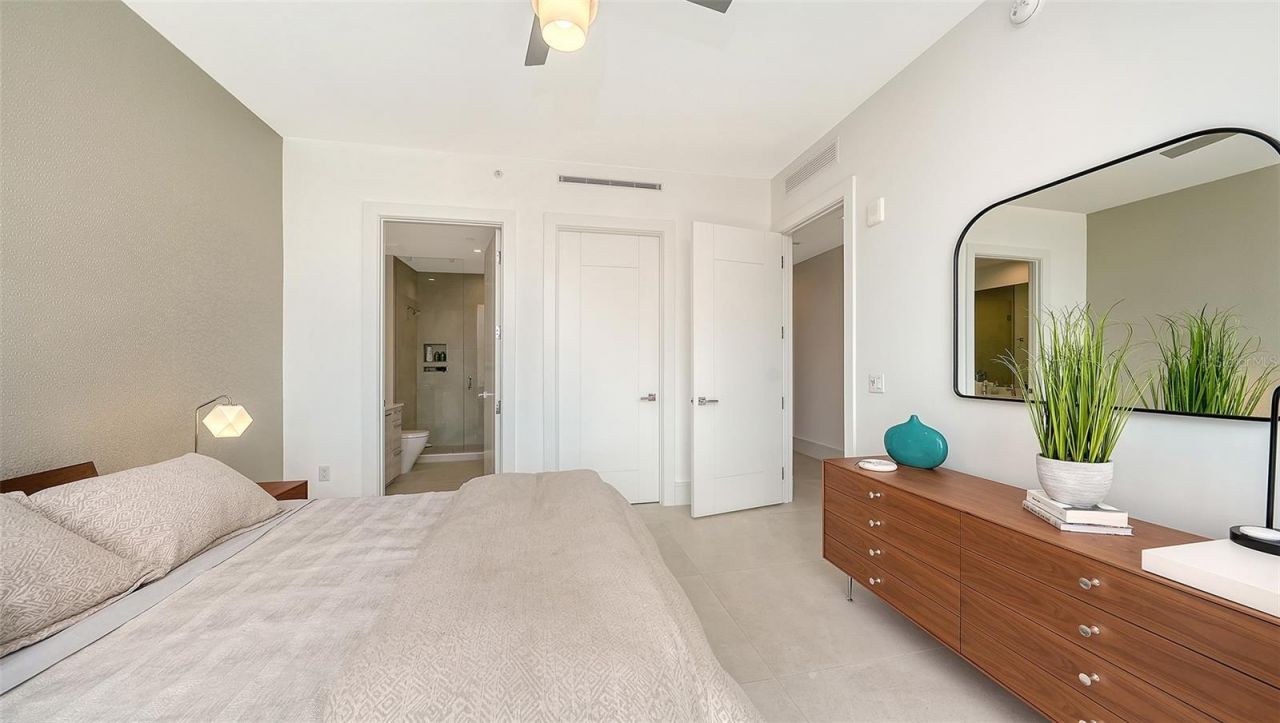 401 Quay, Unit 1004, Sarasota, FL 34236 Photo