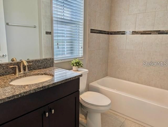 10915 Charmwood Drive , Riverview, FL 33569 Photo
