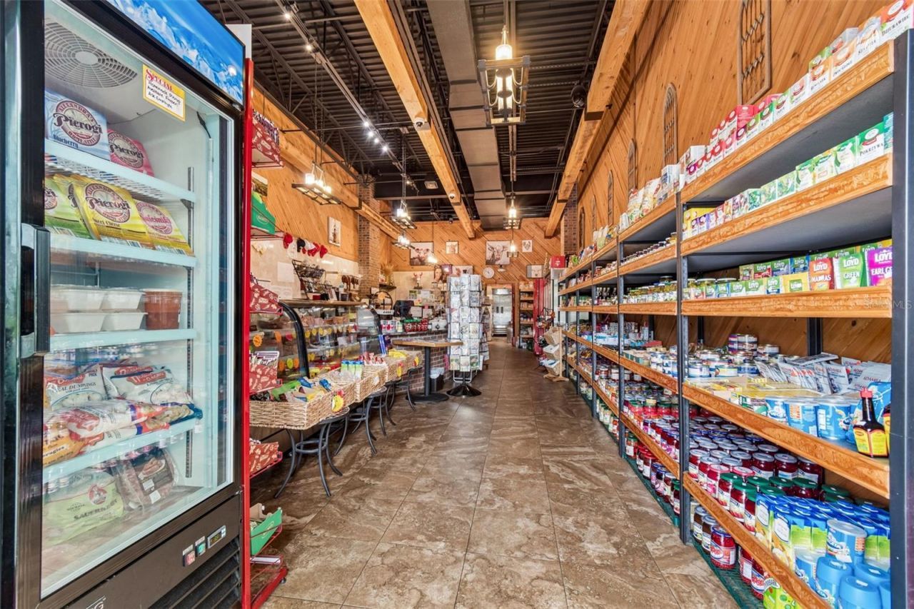 3007 Commercial Way , Spring Hill, FL 34606 Photo